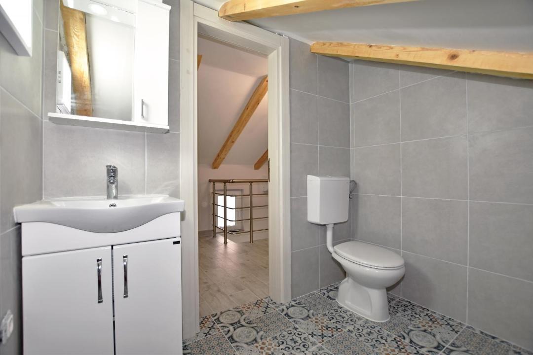 Photo of Bathroom in Denovici