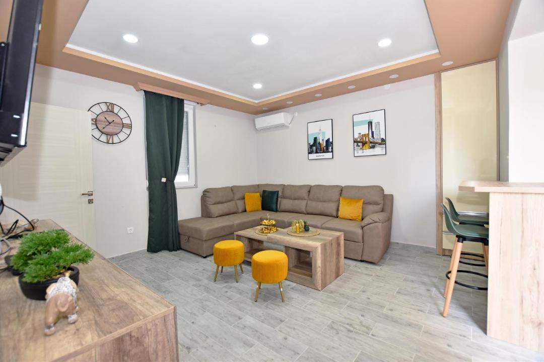Photo of Livingroom in Denovici