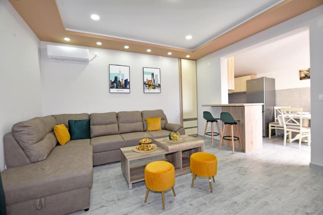 Photo of Livingroom in Denovici