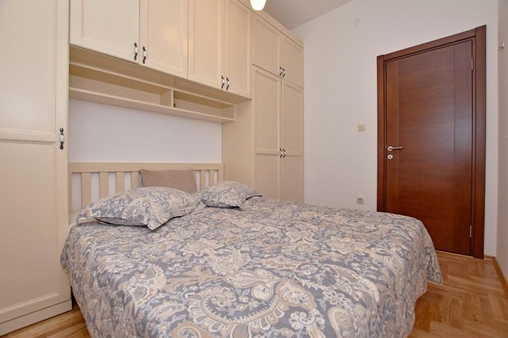 Photo of Bedroom in Downtown