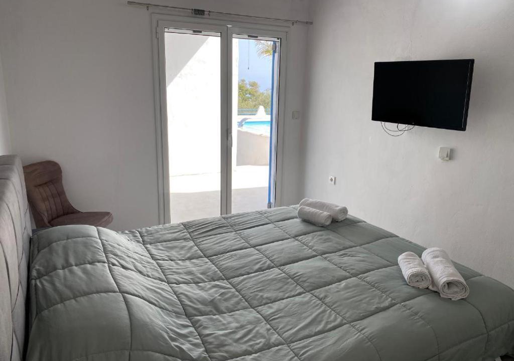 Photo of Others in Loutraki-Agioi Theodoroi