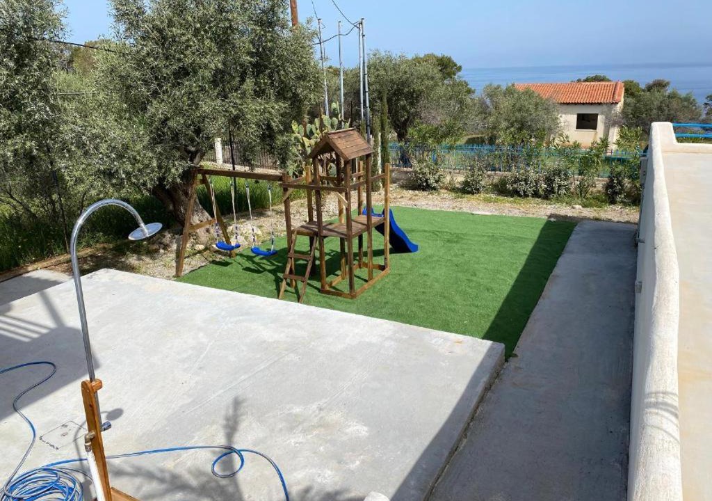 Photo of Others in Loutraki-Agioi Theodoroi