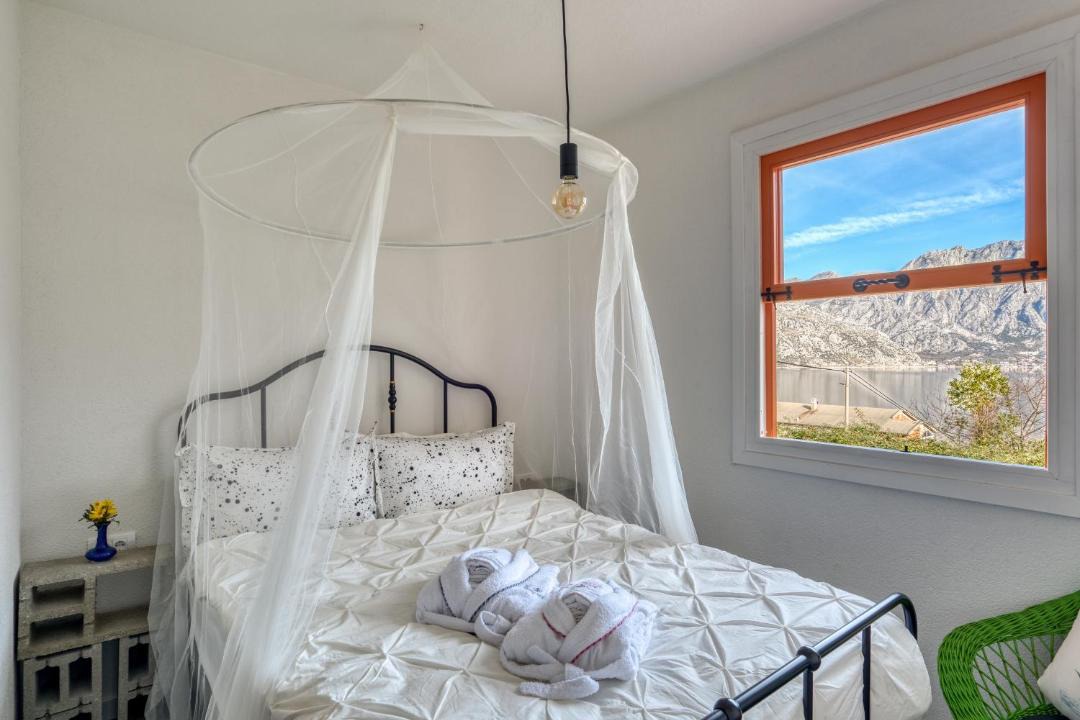 Photo of Bedroom in Prcanj