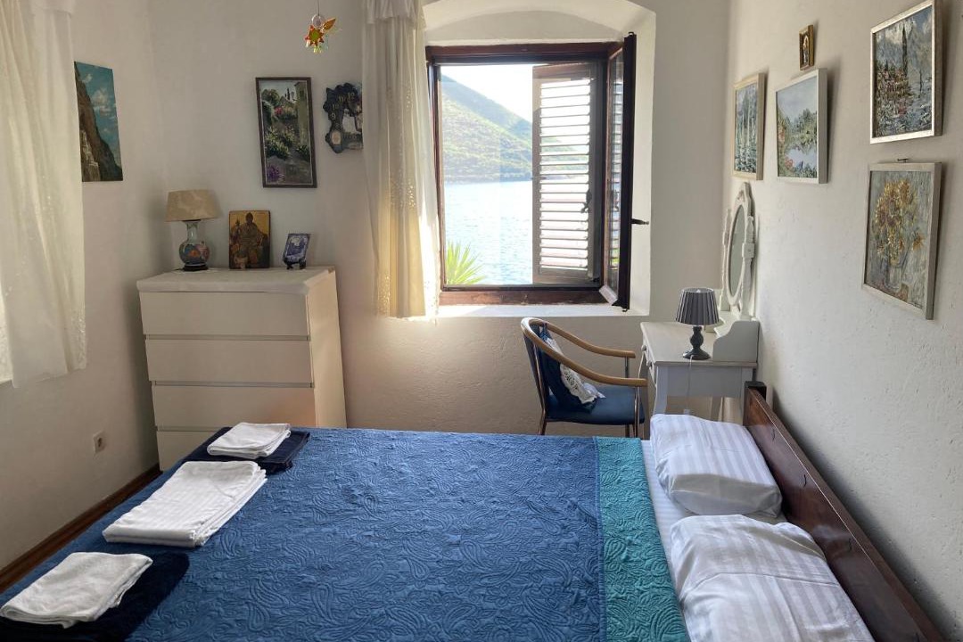 Photo of Bedroom in Perast