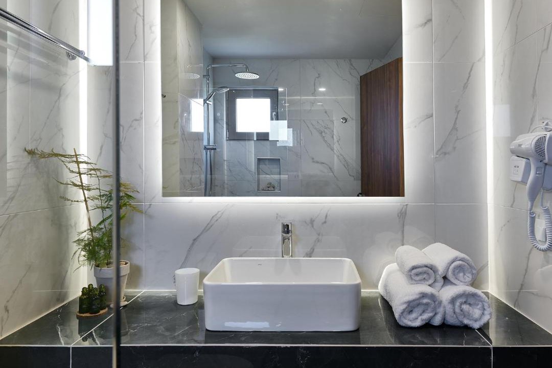 Photo of Bathroom in Alikanas