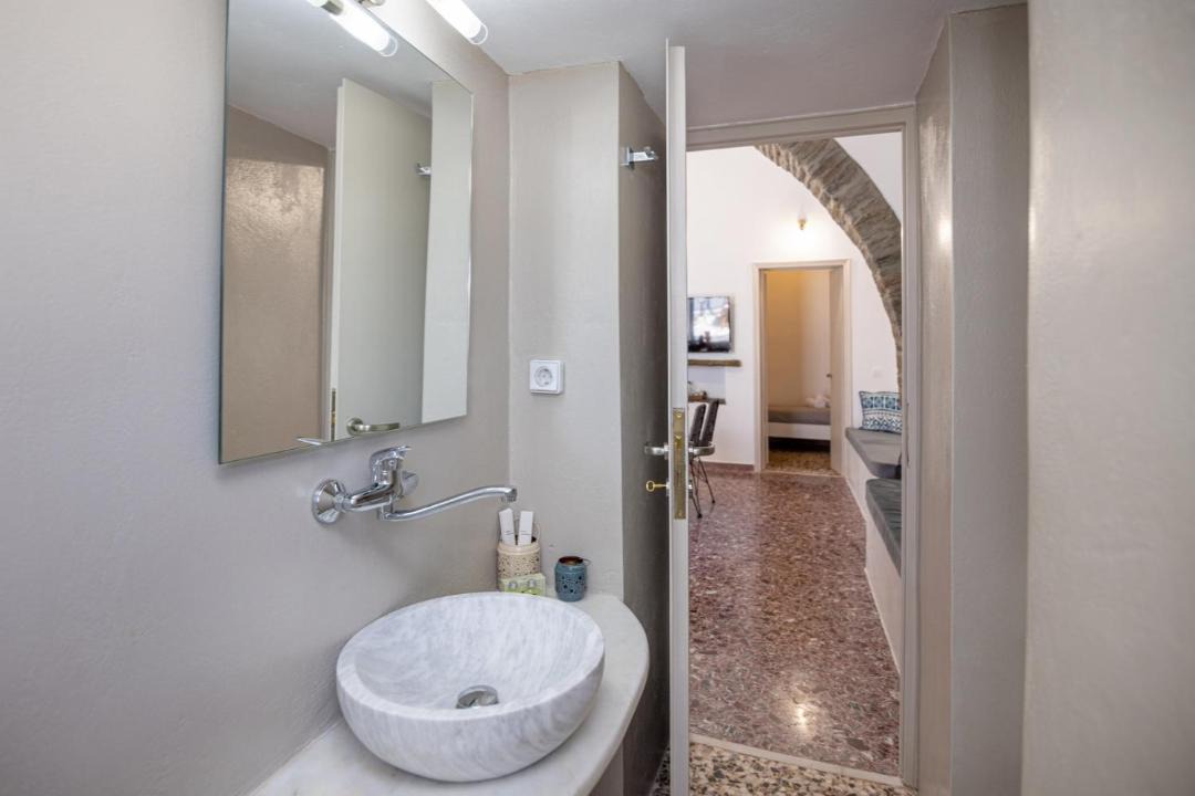 Photo of Bathroom in Exomvourgo