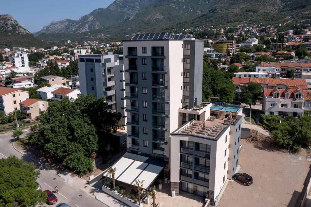 Photo of Buildings in Sutomore