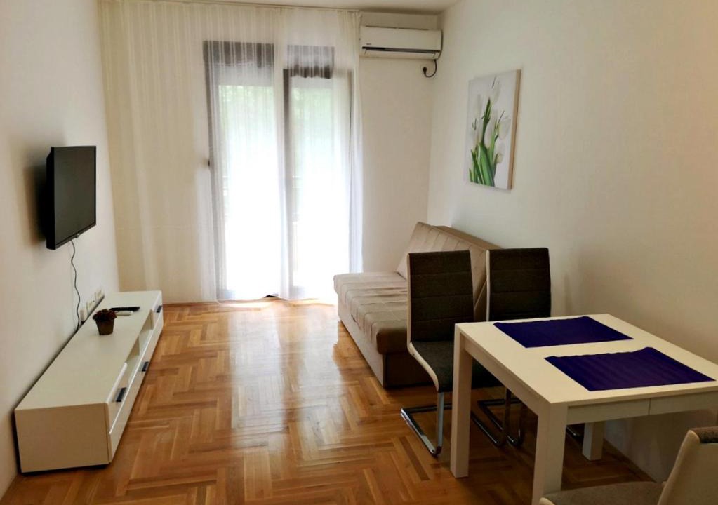 Photo of Livingroom in Podmaine