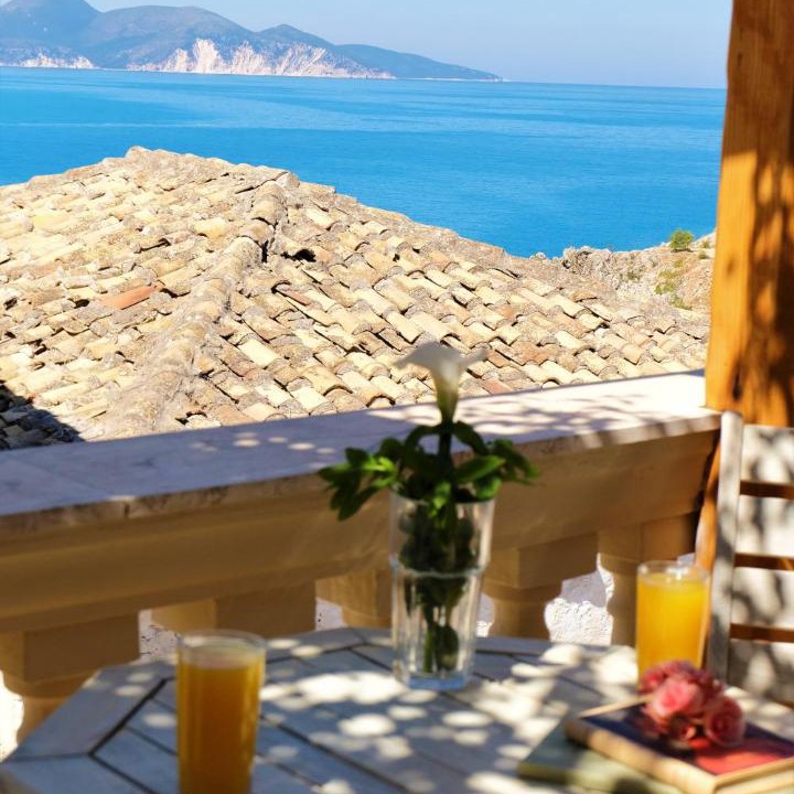 Photo of Others in Frourion