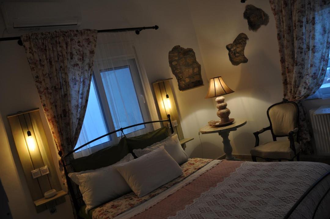 Photo of Bedroom in Lavreotiki