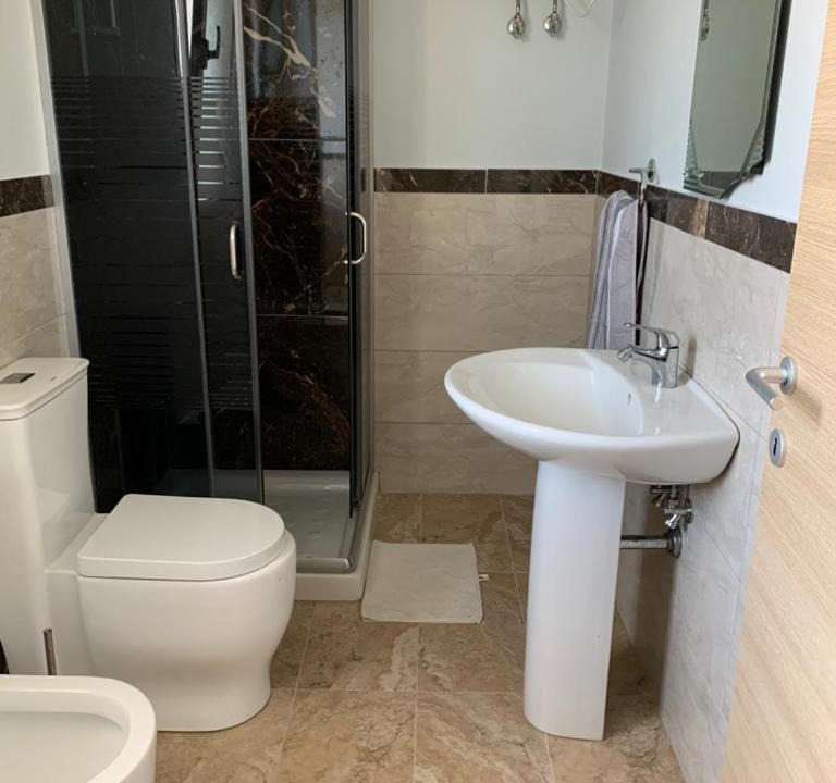 Photo of Bathroom in Qerek