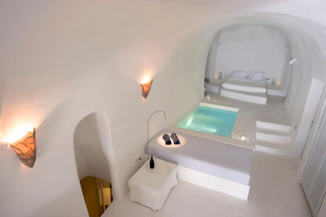 Photo of Others in Oia