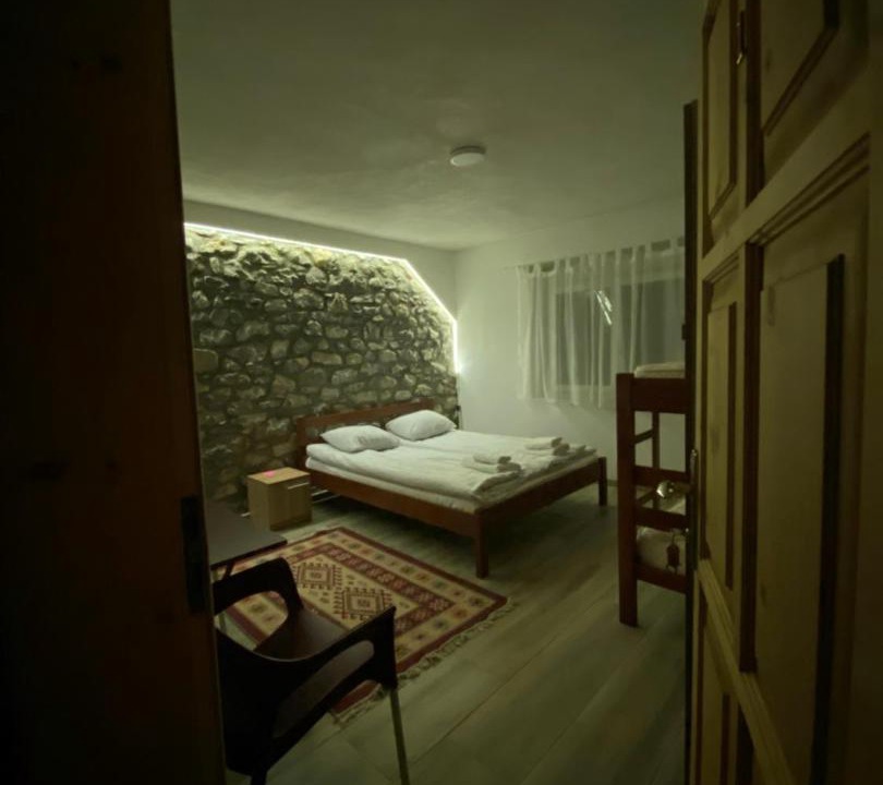 Photo of Others in Vusanje