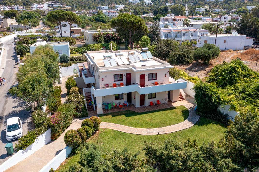 Photo of Others in Pefkos