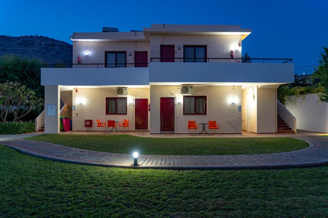 Photo of Others in Pefkos