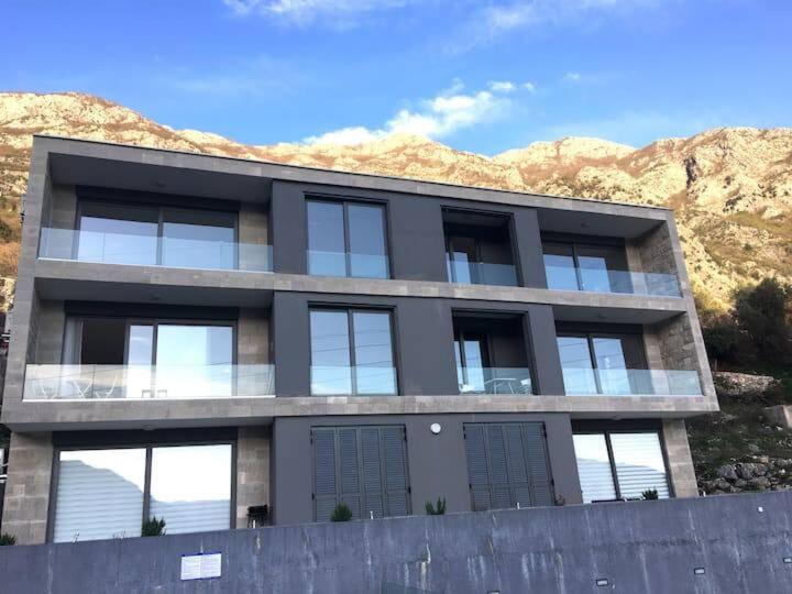 Photo of Buildings in Risan