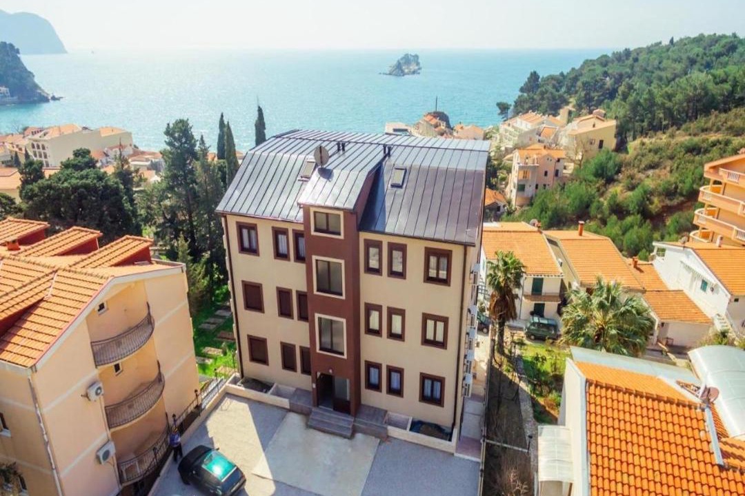 Photo of Others in Petrovac