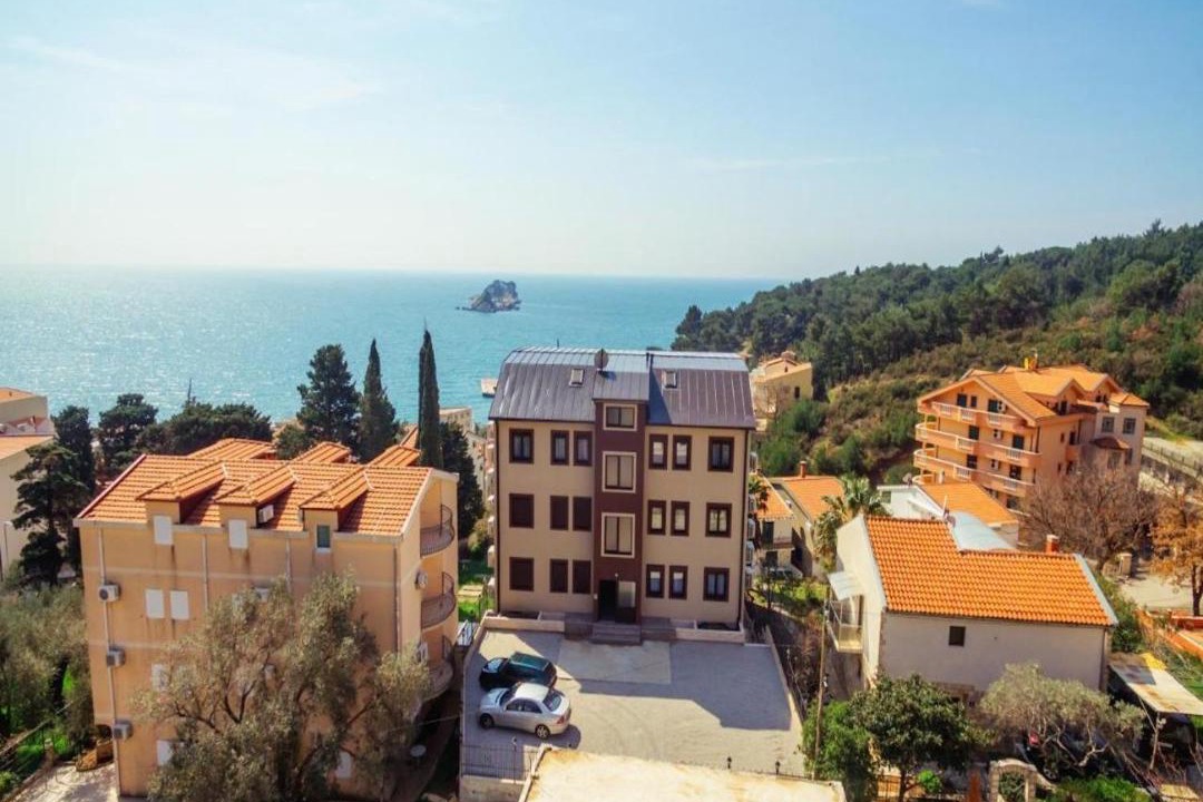 Photo of Others in Petrovac