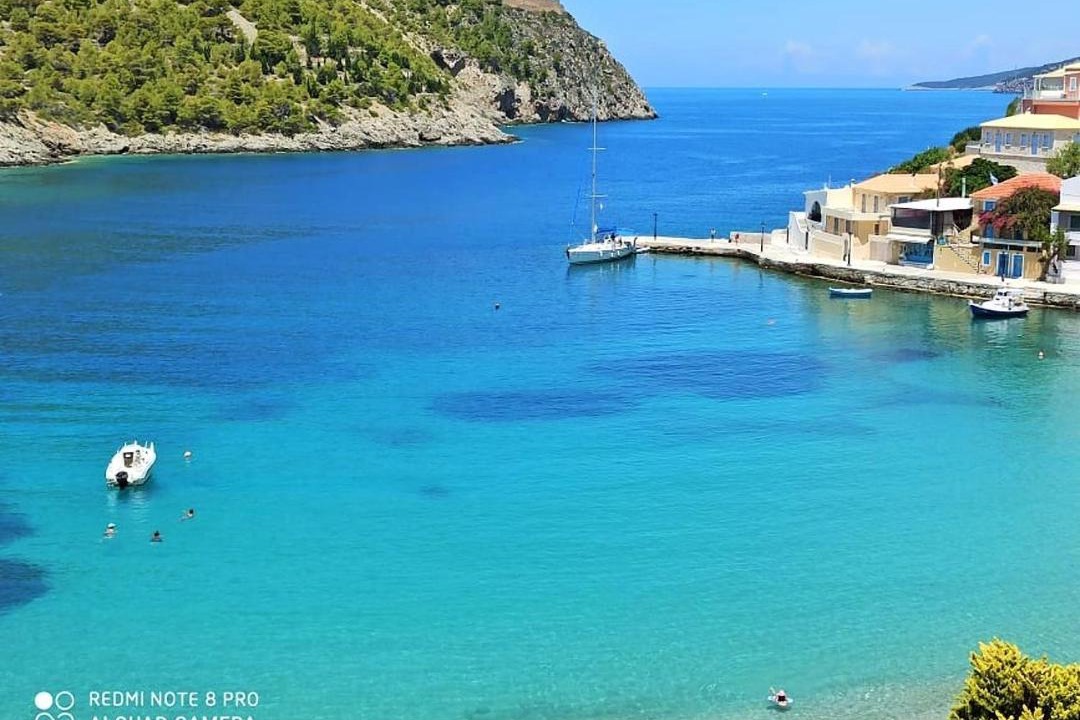 Photo of Others in Frourion