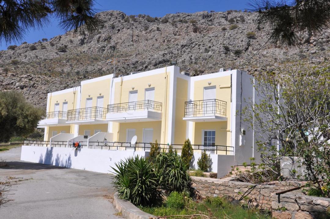 Photo of Others in Pefkos