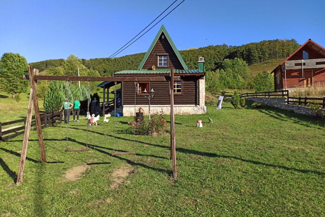 Photo of Others in Milosevici