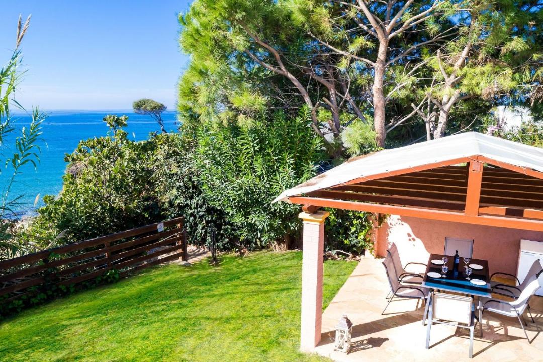 Photo of Patio Balcony in Agios Matthaios
