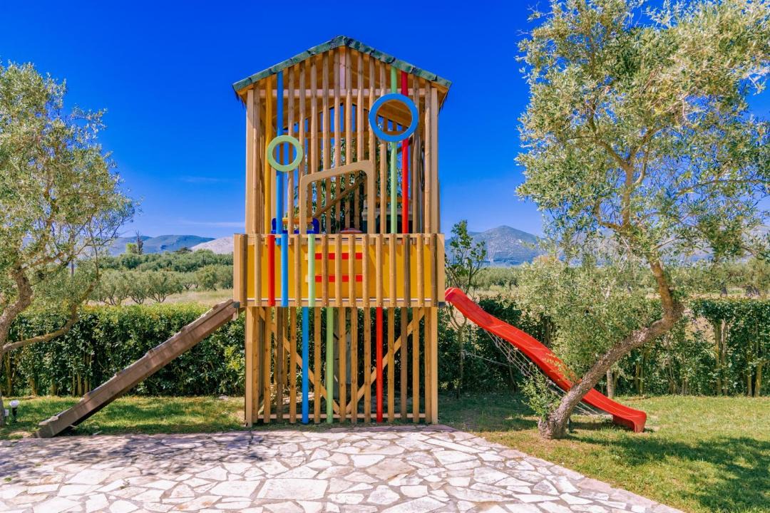 Photo of Others in Neromilos