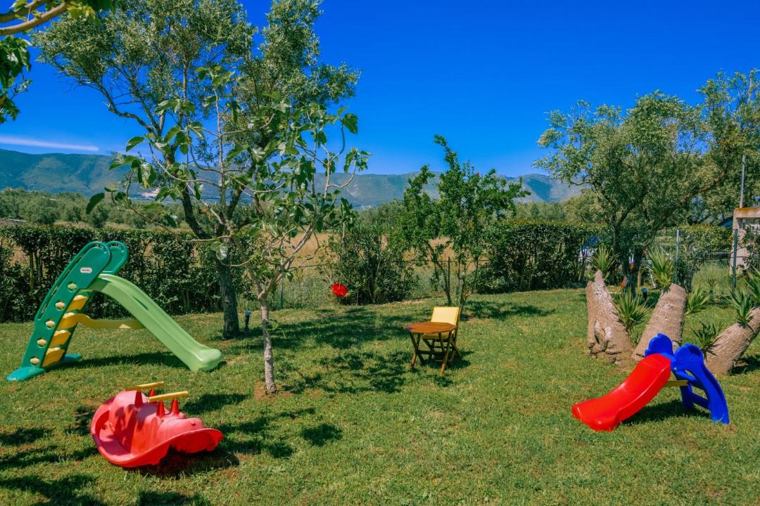 Photo of Outdoor in Neromilos