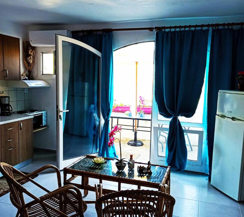 Photo of Others in Frourion