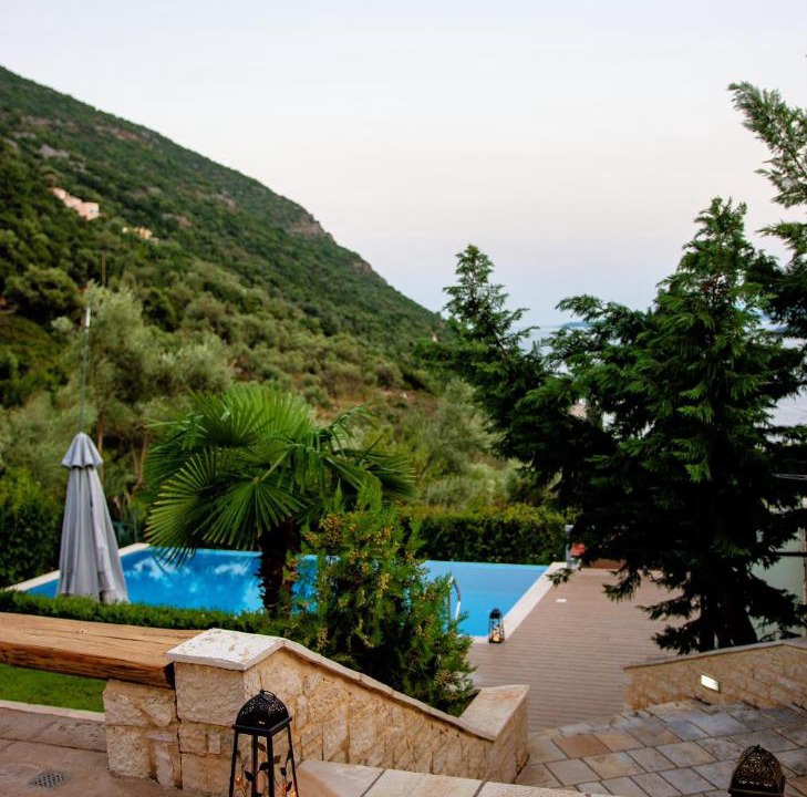Photo of Others in Mikros Gialos