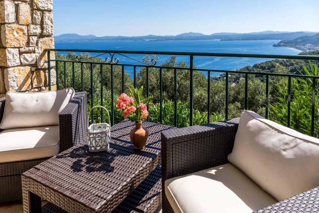 Photo of Patio Balcony in Barbati
