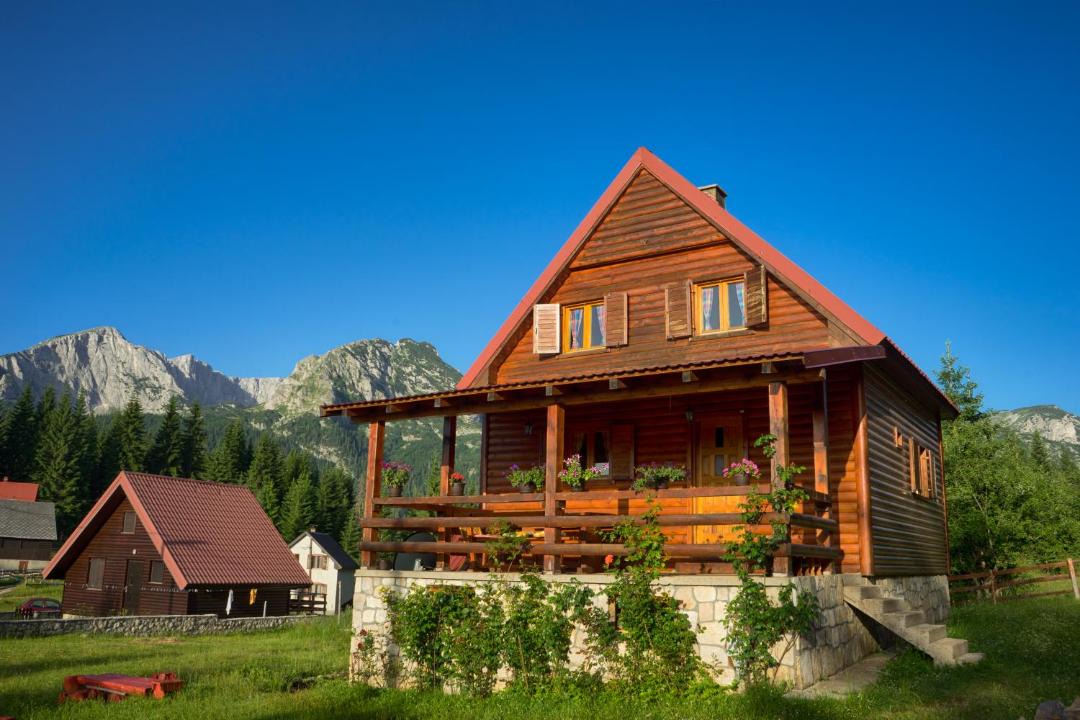 Photo of Buildings in Pitomine