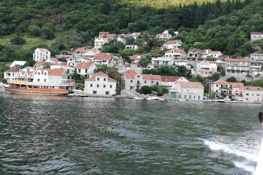 Photo of Others in Lepetane