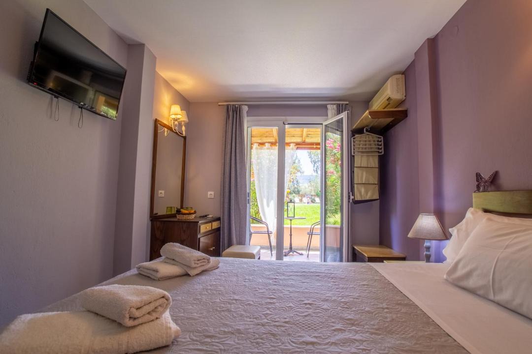 Photo of Bedroom in Messonghi