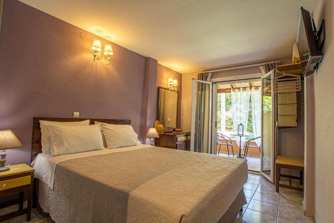 Photo of Bedroom in Messonghi