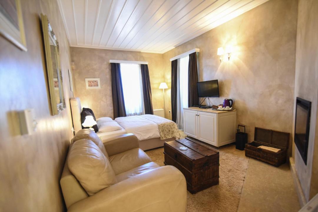 Photo of Others in Arachova