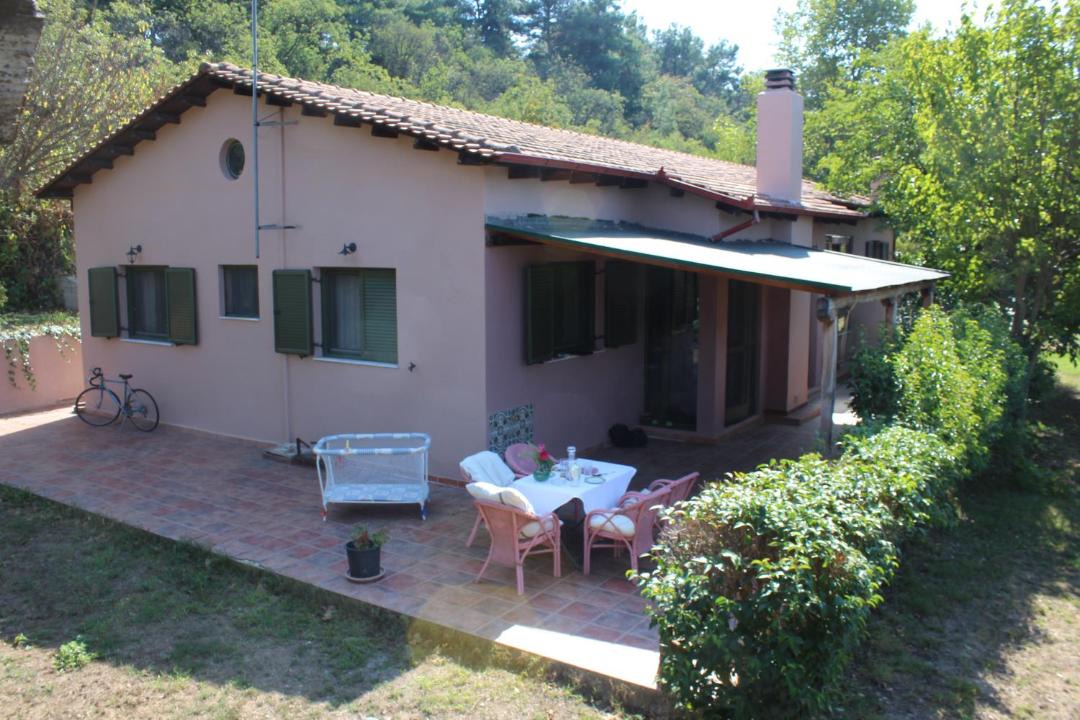 Photo of Buildings in Trilofon