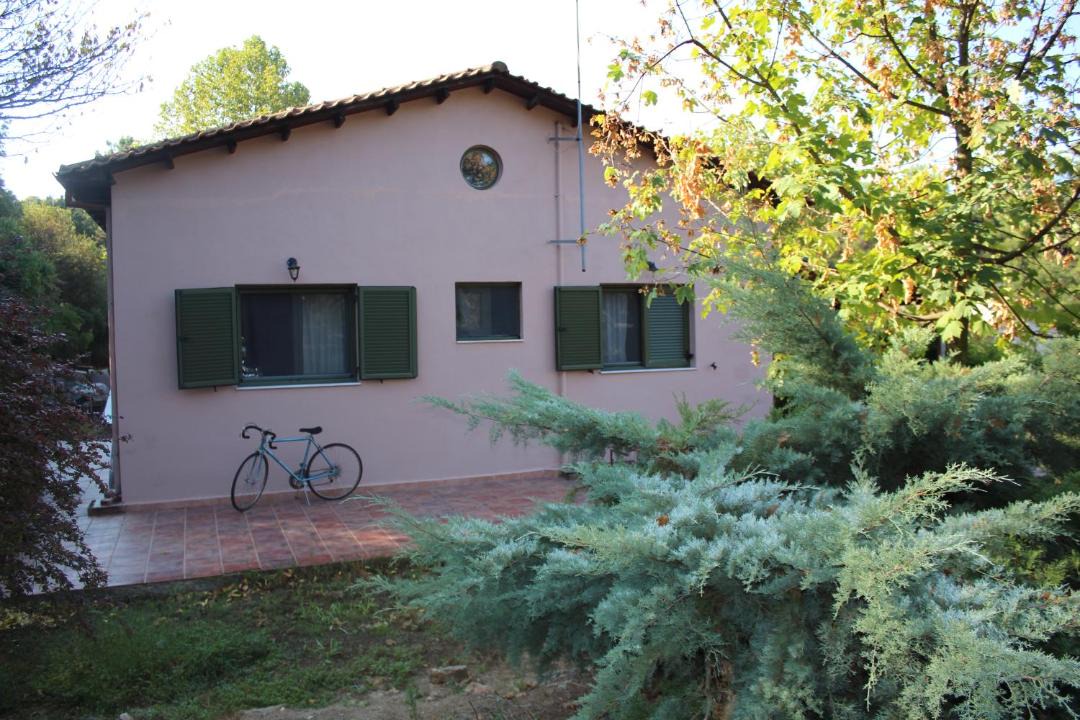 Photo of Buildings in Trilofon