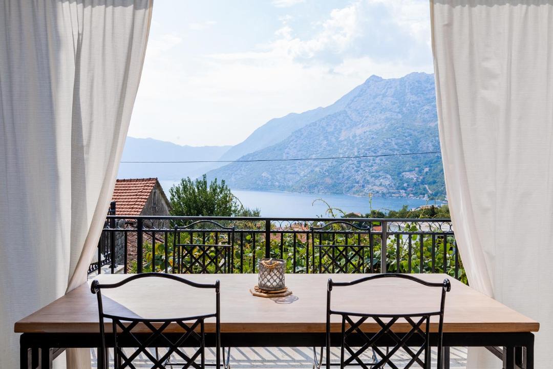 Photo of Patio Balcony in Risan