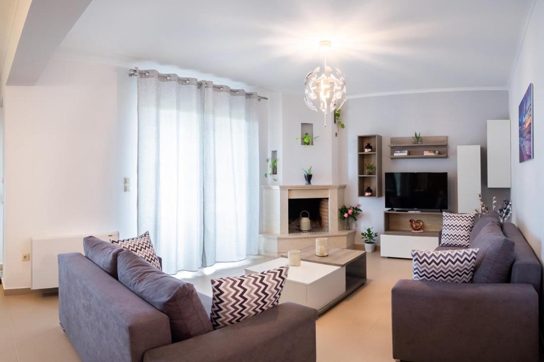 Photo of Livingroom in Apolpaina