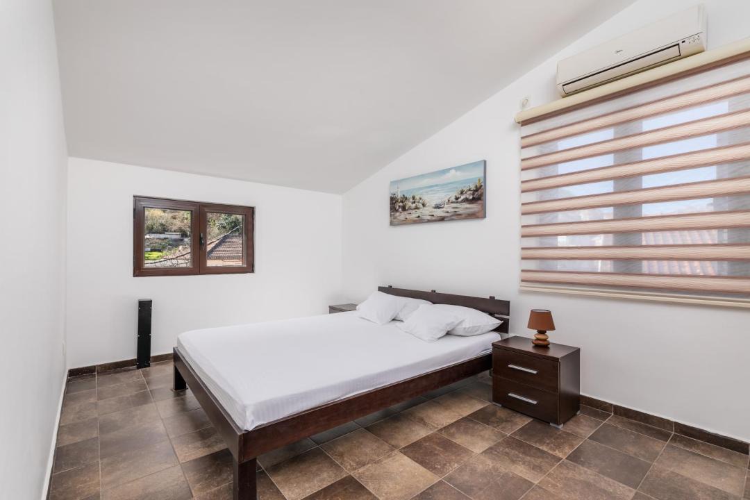 Photo of Bedroom in Prcanj