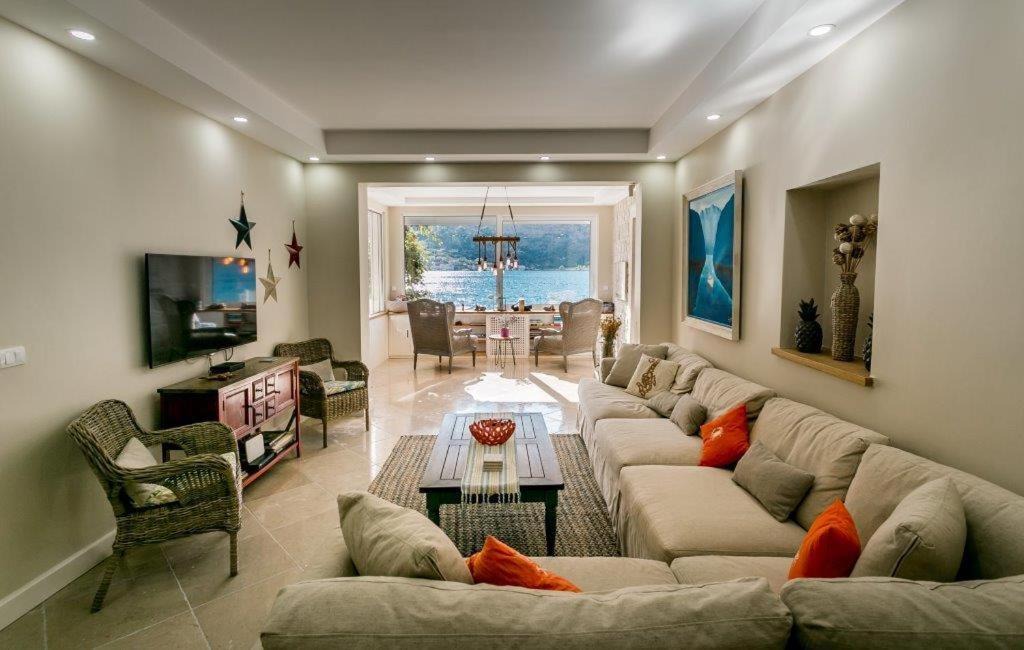 Photo of Livingroom in Dobrota