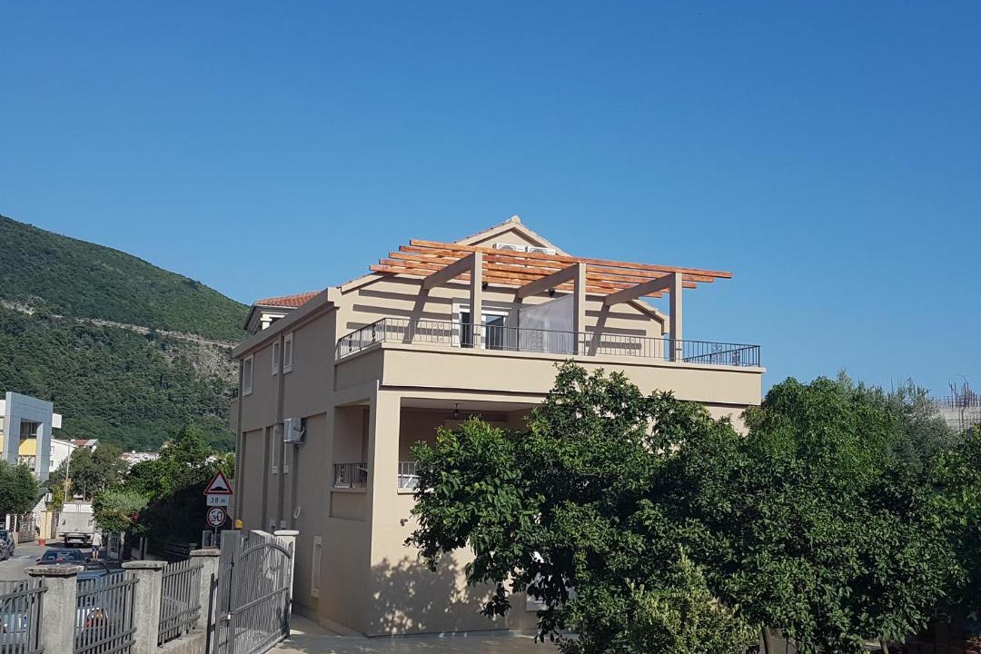 Photo of Others in Babilonija