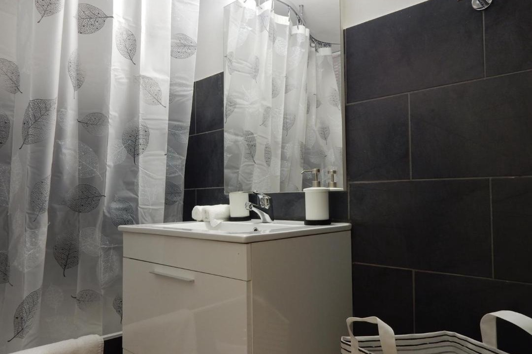 Photo of Bathroom in Koukaki