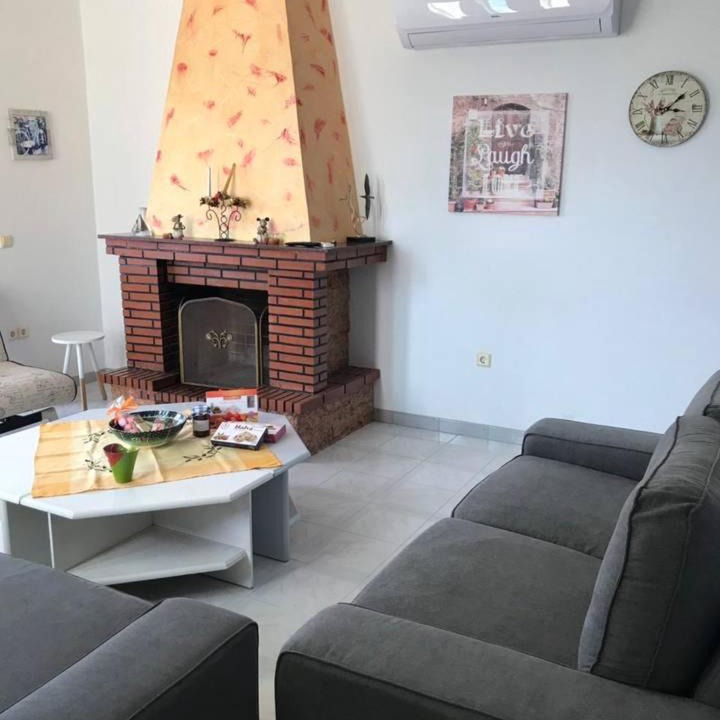 Photo of Livingroom in South Rhodes