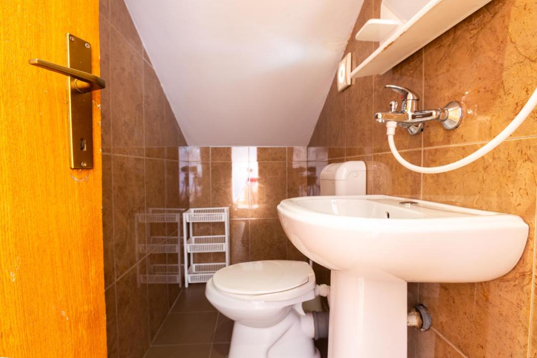 Photo of Bathroom in Boreti