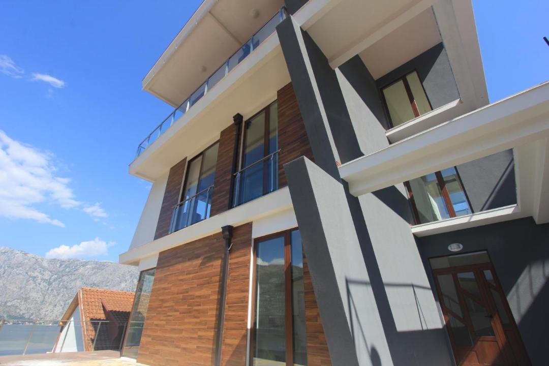 Photo of Buildings in Donji Stoliv