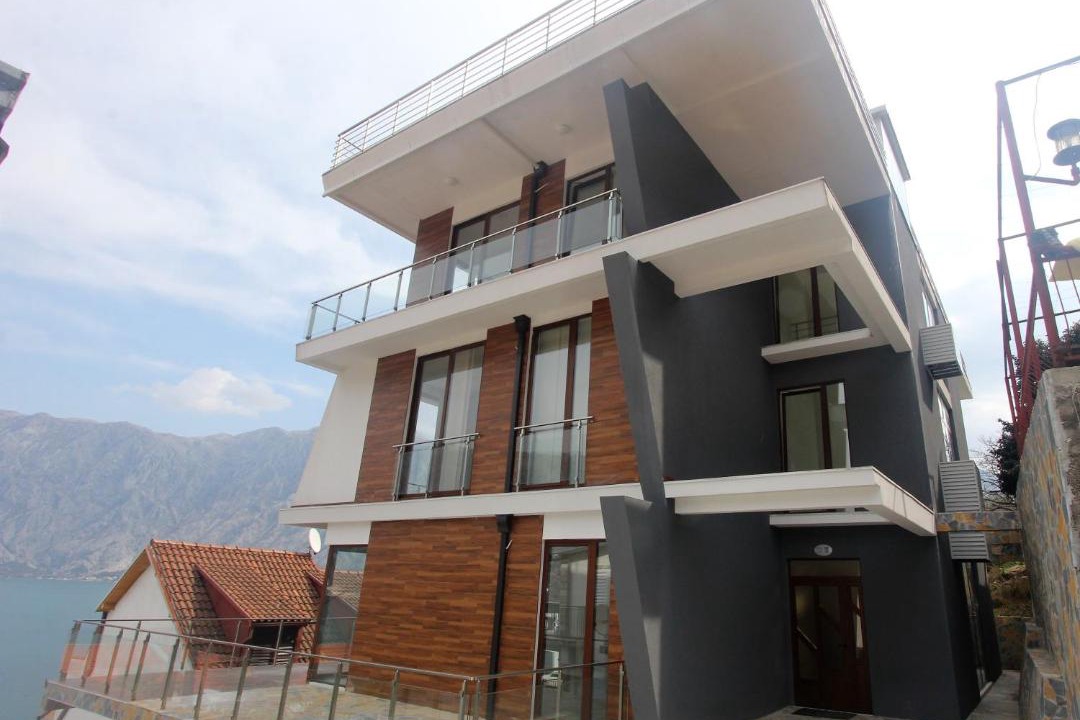 Photo of Buildings in Donji Stoliv
