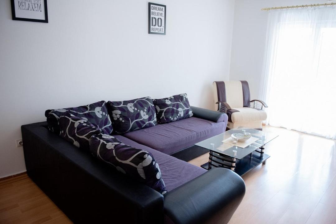 Photo of Livingroom in Podmaine