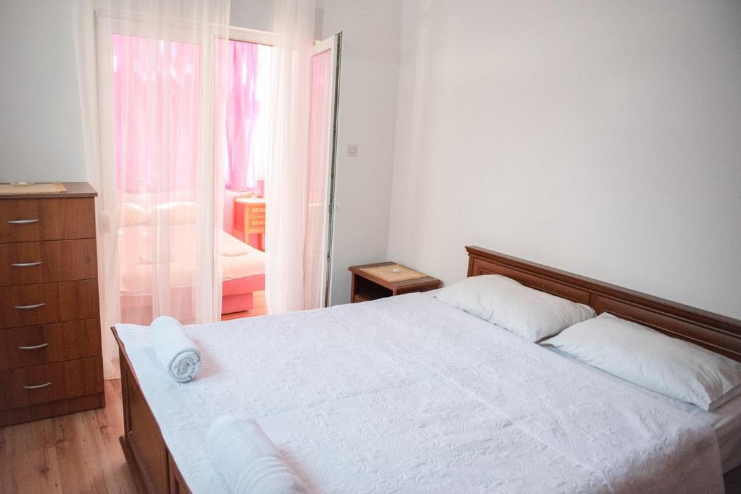 Photo of Bedroom in Podmaine